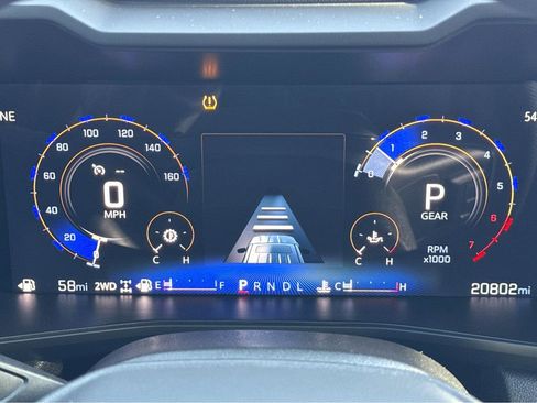 Used 2024 Chevrolet Colorado Trail Boss image 17