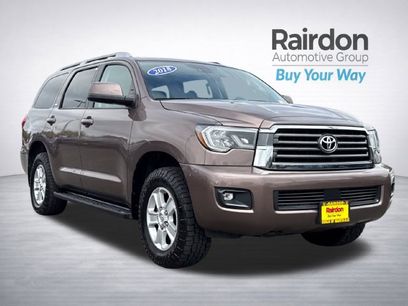 Used 2018 Toyota Sequoia SR5 w/ Carpet Mat Package