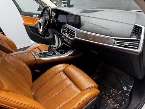 Used 2020 BMW X7 xDrive40i w/ Premium Package image 58