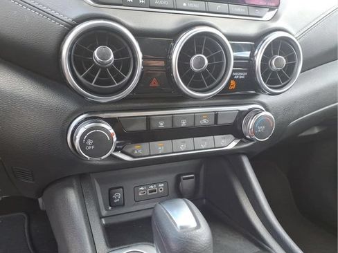 Used 2025 Nissan Sentra SV FWD image 26