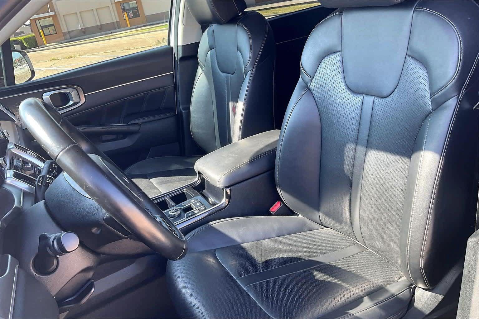 Used 2022 Kia Sorento SX FWD image 9