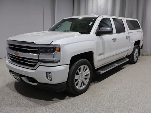 Used 2017 Chevrolet Silverado 1500 High Country AWD/4WD image 6