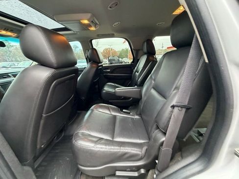 Used 2011 GMC Yukon Denali image 13