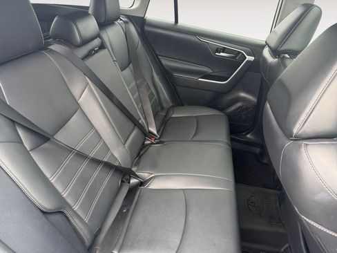 Used 2021 Toyota RAV4 XLE Premium AWD/4WD image 23