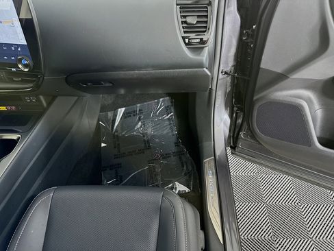 Used 2024 Lexus NX 450h+ AWD w/ Luxury Package image 33