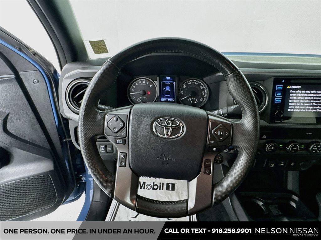 Used 2019 Toyota Tacoma TRD Off-Road AWD/4WD image 11