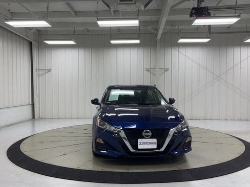 Used 2020 Nissan Altima 2.5 S FWD image 3