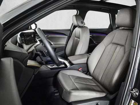 Certified 2025 Audi Q5 Premium w/ Convenience Package image 17