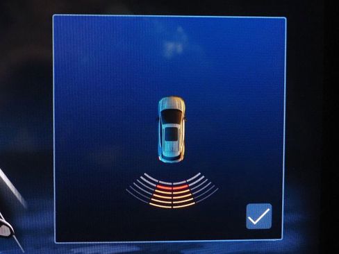 Used 2024 Chevrolet Equinox EV LT image 19