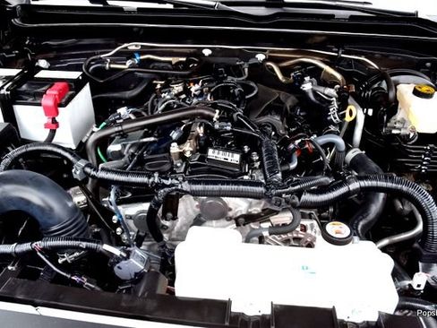Used 2025 Toyota Tacoma SR5 RWD image 8