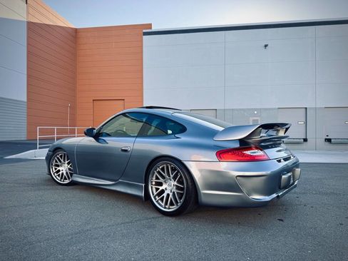 Used 2001 Porsche 911 Carrera image 3