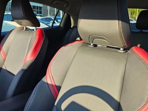 Used 2024 Toyota Prius Prime XSE Premium image 16