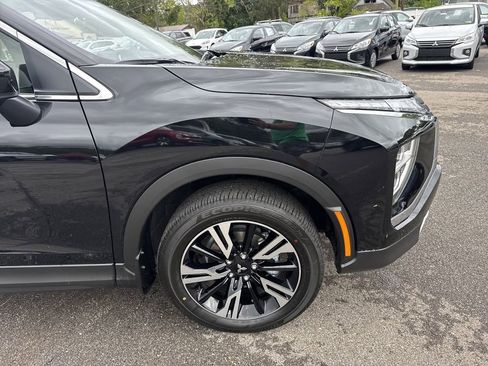 New 2026 Mitsubishi Eclipse Cross SE image 2
