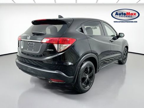 Used 2019 Honda HR-V LX image 2