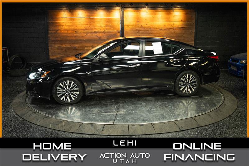 Used 2024 Nissan Altima 2.5 SV FWD image 1