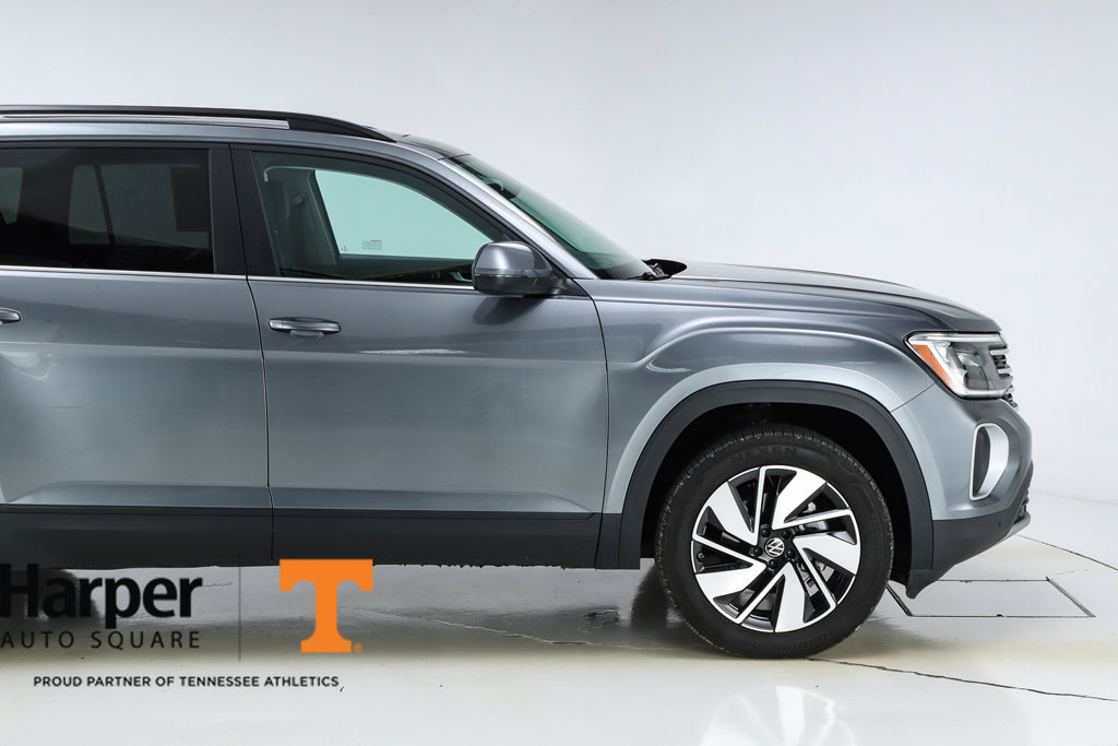 New 2025 Volkswagen Atlas SE w/ Panoramic Sunroof Package FWD image 52