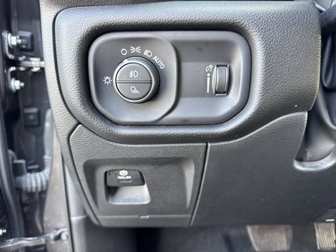 Used 2023 RAM 1500 Big Horn image 15