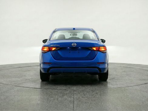 Used 2025 Nissan Sentra SV FWD image 7