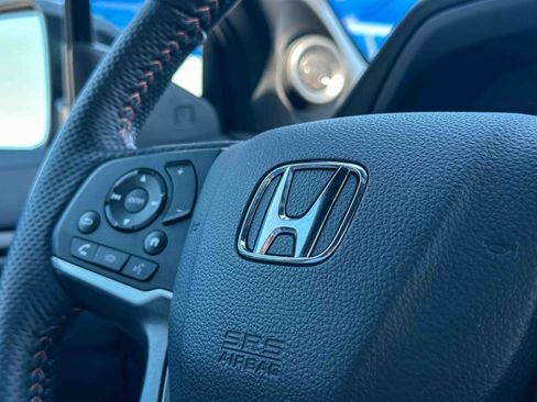 Certified 2025 Honda Passport TrailSport image 31