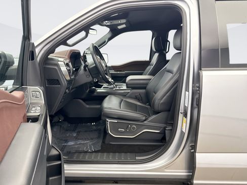 Used 2022 Ford F150 Lariat w/ Equipment Group 502A High image 10