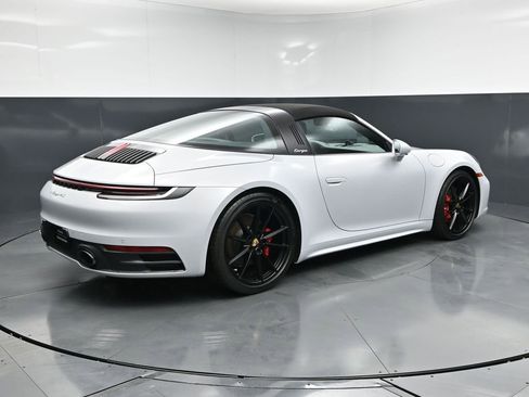 Certified 2024 Porsche 911 Targa 4S AWD/4WD image 8