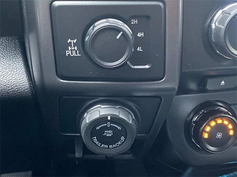 Used 2018 Ford F150 XLT w/ Equipment Group 302A Luxury image 29