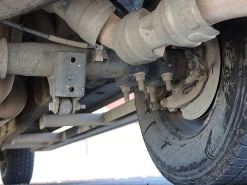 Used 2017 GMC Savana 2500 image 33