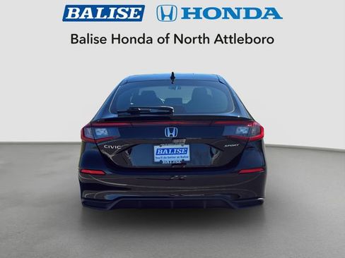 Used 2022 Honda Civic Sport image 4
