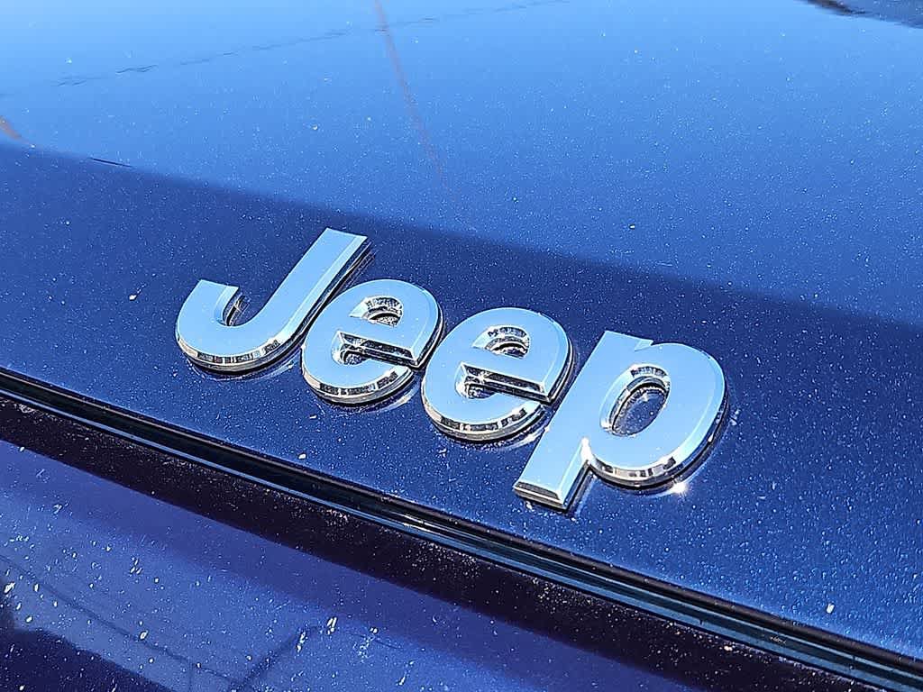 Used 2017 Jeep Patriot High Altitude FWD image 29