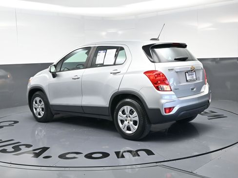Used 2019 Chevrolet Trax LS image 7