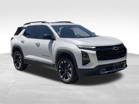 Used 2025 Chevrolet Equinox RS w/ Safety and Technology Package FWD image 3