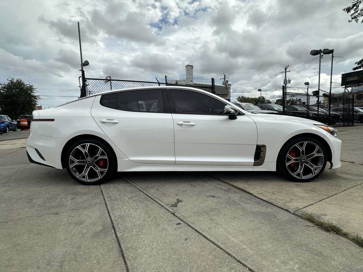 Used 2019 Kia Stinger GT RWD image 4