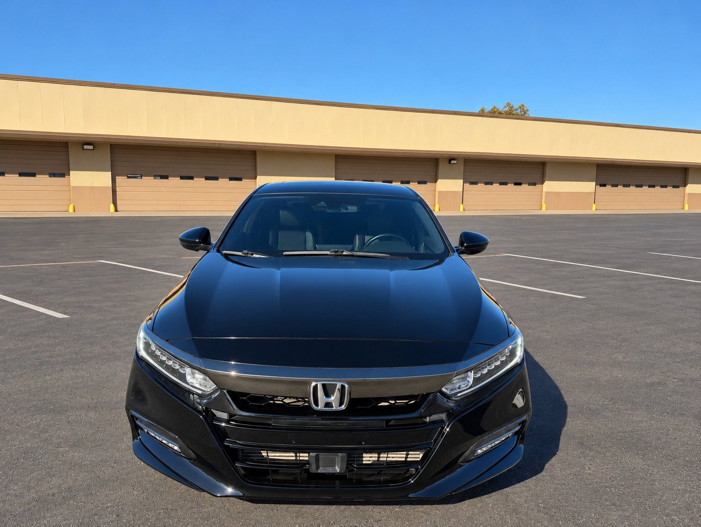 Used 2019 Honda Accord Sport image 2