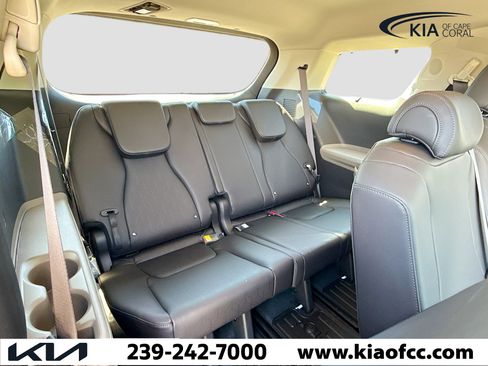 New 2026 Kia Carnival EX image 19