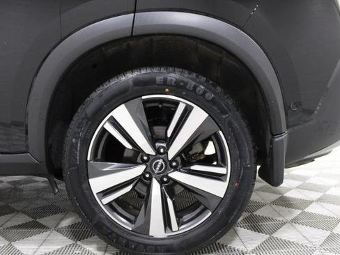 Used 2023 Nissan Rogue Platinum AWD/4WD image 47
