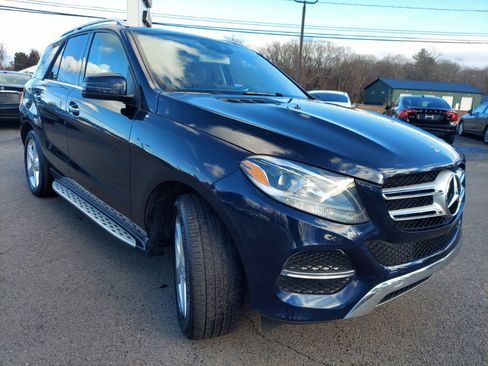 Used 2018 Mercedes-Benz GLE 350 4MATIC image 3