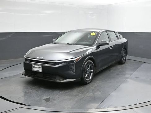 Used 2025 Kia K4 FWD image 34