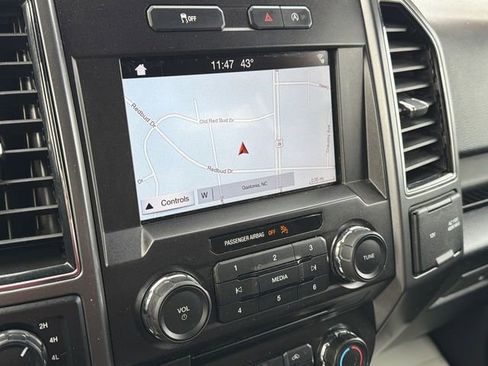 Used 2018 Ford F150 XLT w/ Equipment Group 302A Luxury image 17