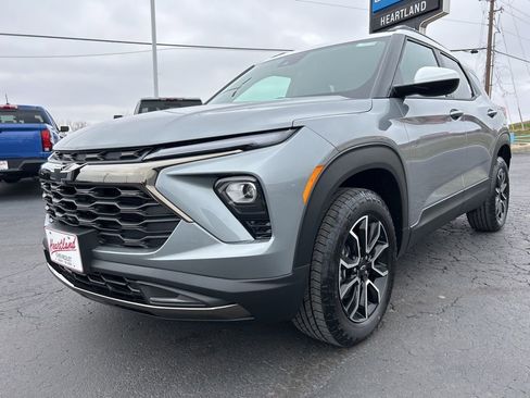 New 2026 Chevrolet TrailBlazer ACTIV AWD/4WD image 1