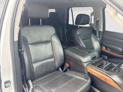 Used 2019 Chevrolet Tahoe Premier AWD/4WD image 27