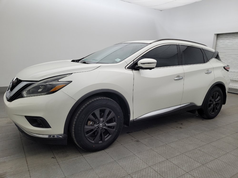 Used 2018 Nissan Murano SV w/ Premium Package FWD image 2
