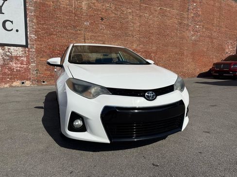 Used 2014 Toyota Corolla S FWD image 2