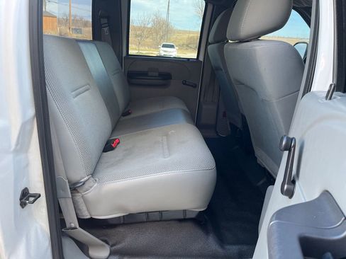 Used 2006 Ford F250 XLT image 16