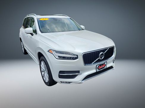 Used 2017 Volvo XC90 T6 Momentum w/ Vision Package AWD/4WD image 1