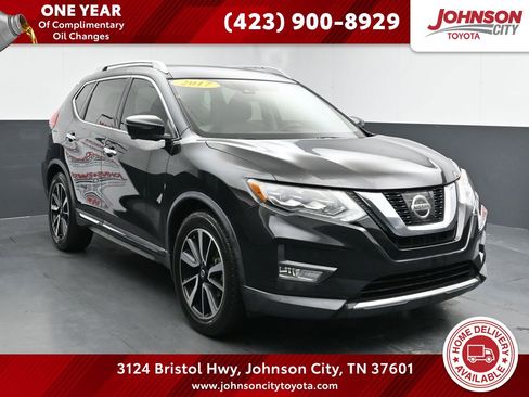 Used 2017 Nissan Rogue SL w/ SL Premium Package image 1