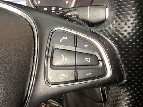 Used 2016 Mercedes-Benz GLC 300 4MATIC image 27