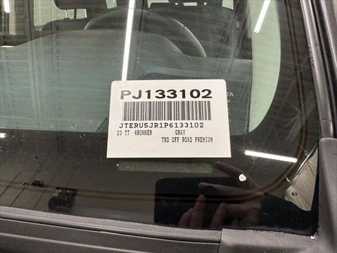 Certified 2023 Toyota 4Runner TRD Off-Road Premium image 49