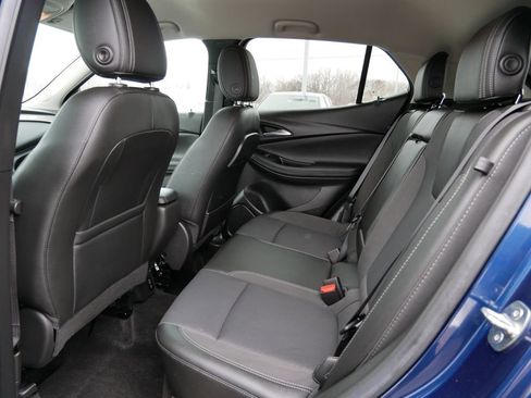 Used 2022 Buick Encore GX Select image 12