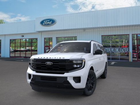 New 2026 Ford Expedition Max Platinum w/ Stealth Appearance Package image 2
