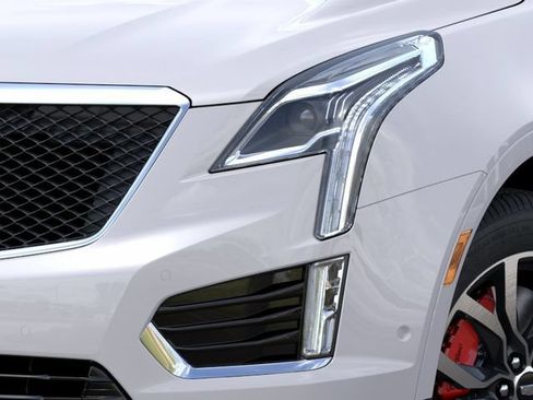 New 2026 Cadillac XT5 Sportv w/ LPO, Floor Liner Package AWD/4WD image 10